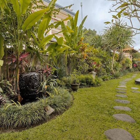 Apartamento Gora House Bali Ubud Exterior foto